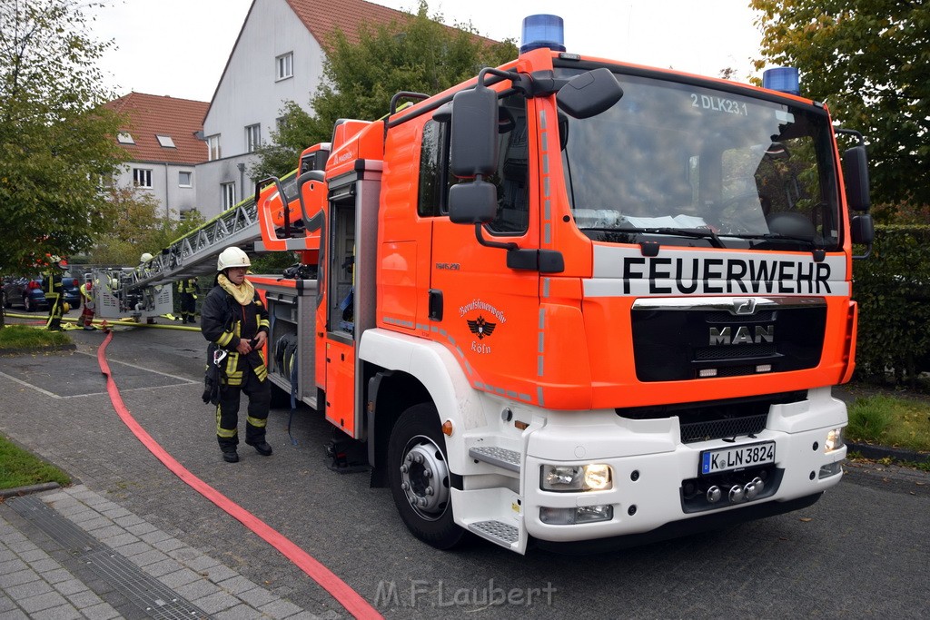 Feuer 2 Y Koeln Suerth Elisabeth Selbertstr P212.JPG - Miklos Laubert